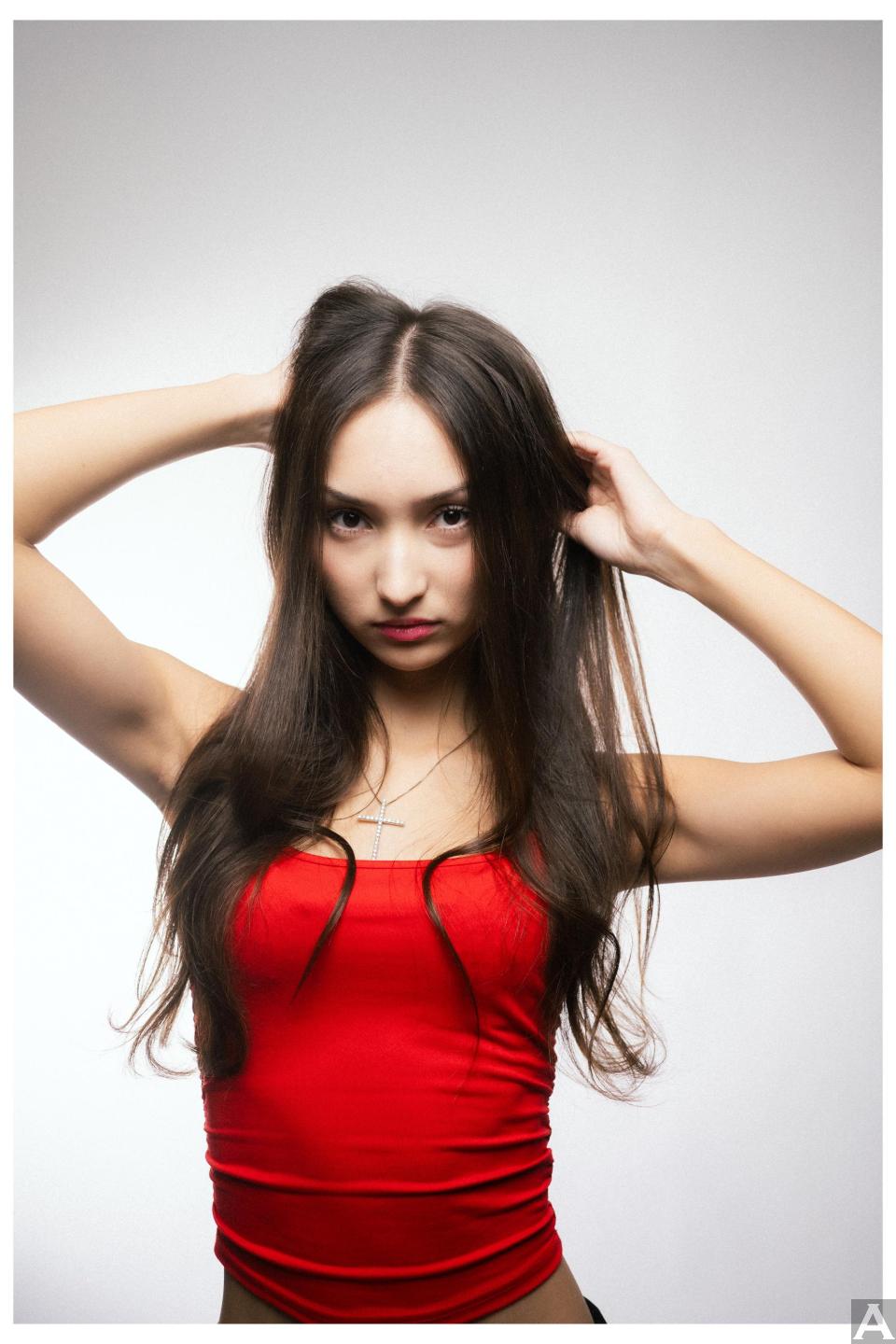 東京外国人モデル事務所アクアモデル所属のハーフモデルのアリサ