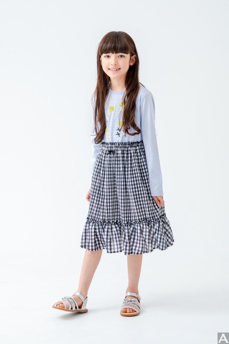 東京外国人モデル事務所アクアモデル所属のキッズモデルのエマ