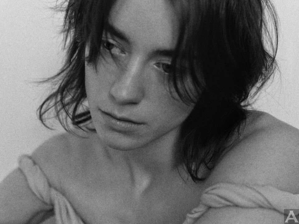 東京外国人モデル事務所アクアモデル所属の白人モデルのローラン