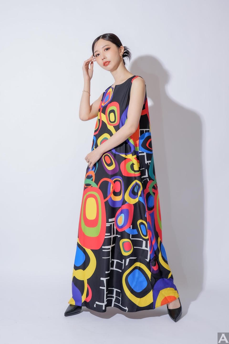 東京外国人モデル事務所アクアモデル所属の日本人モデルのアンナ