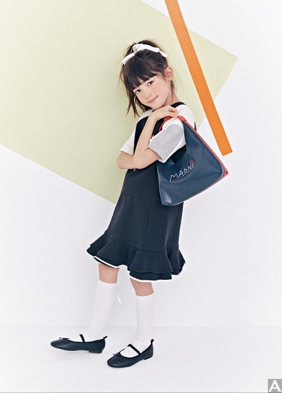 東京外国人モデル事務所アクアモデル所属のキッズモデルのエマ