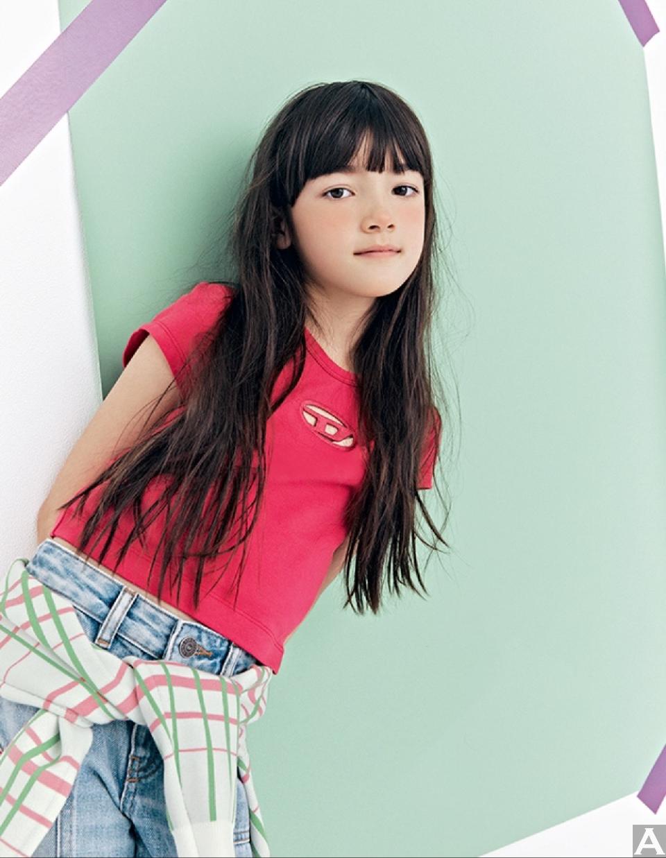 東京外国人モデル事務所アクアモデル所属のキッズモデルのエマ