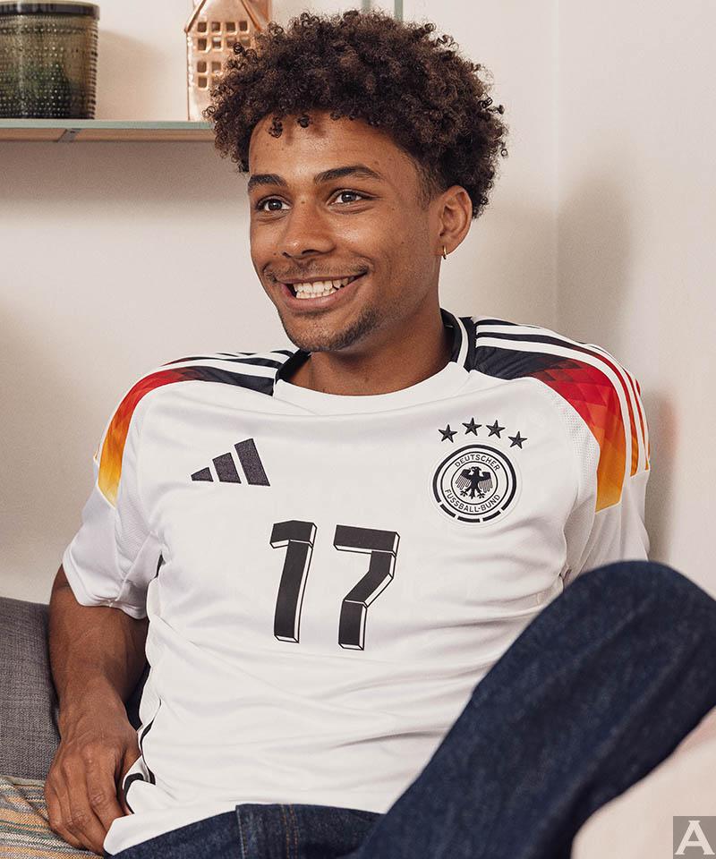 東京外国人モデル事務所アクアモデル所属のハーフモデルのヘクター