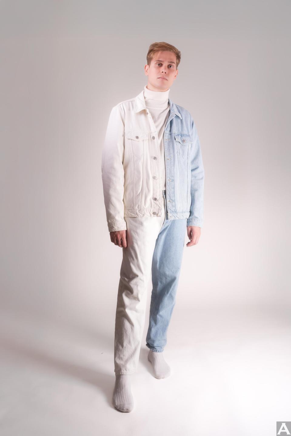 東京外国人モデル事務所アクアモデル所属の白人モデルのバイオレット