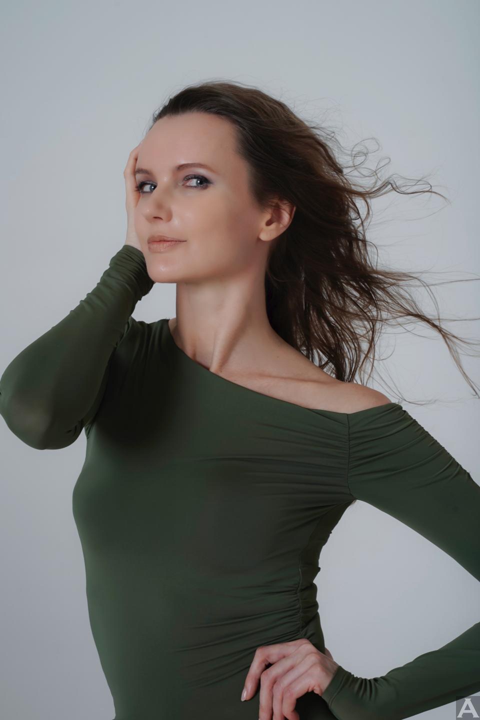 東京外国人モデル事務所アクアモデルの白人モデルラナ