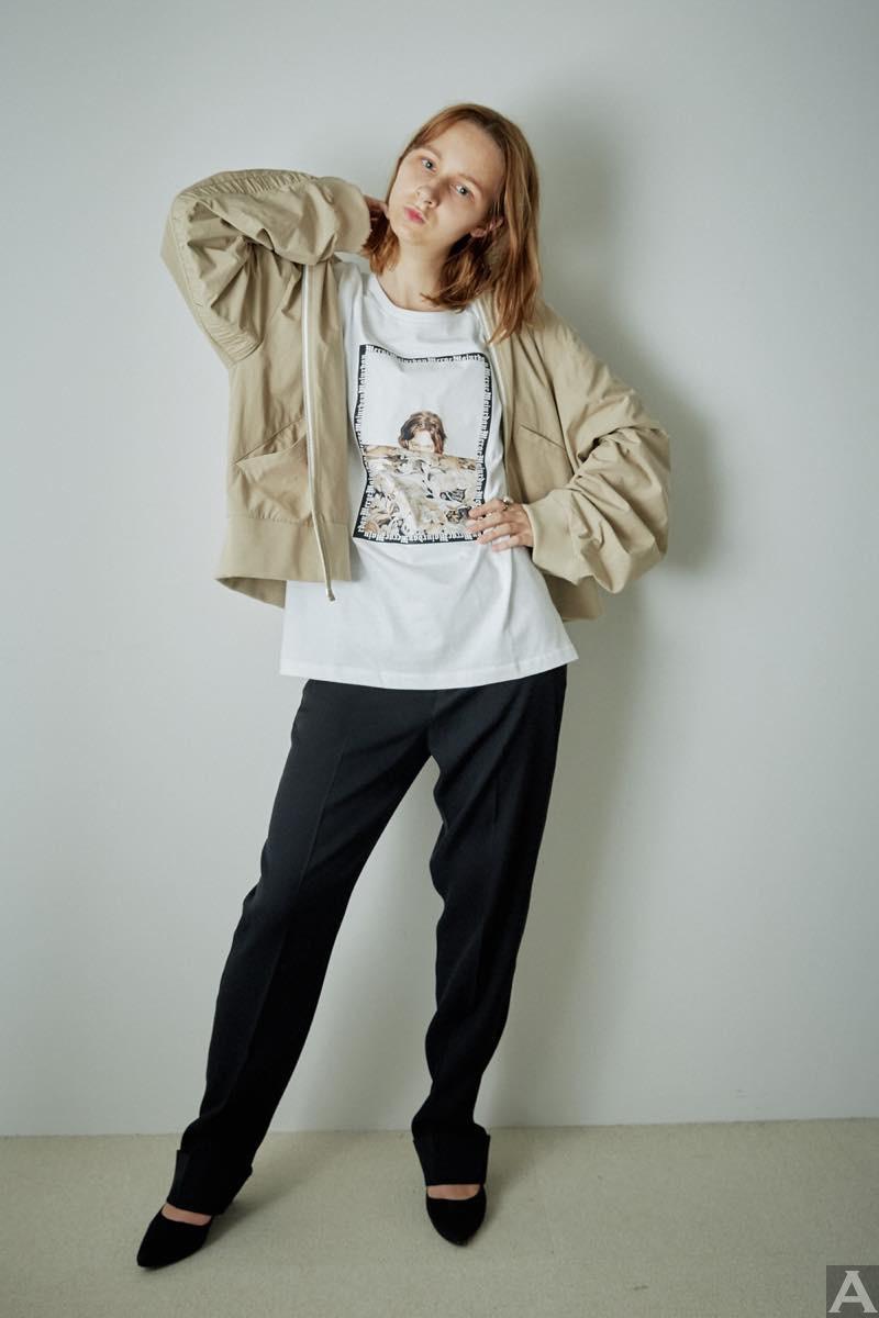 東京外国人モデル事務所アクアモデルの白人モデルマリア