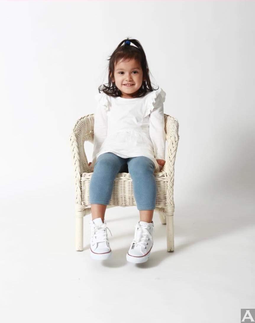 外国人モデル事務所アクアモデル所属キッズモデルのルナ