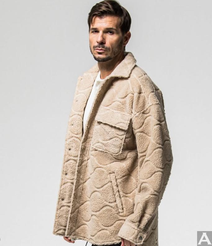 東京外国人モデル事務所アクアモデル所属の白人モデルのリカード