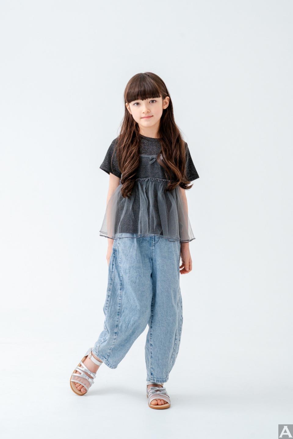 東京外国人モデル事務所アクアモデル所属のキッズモデルのエマ