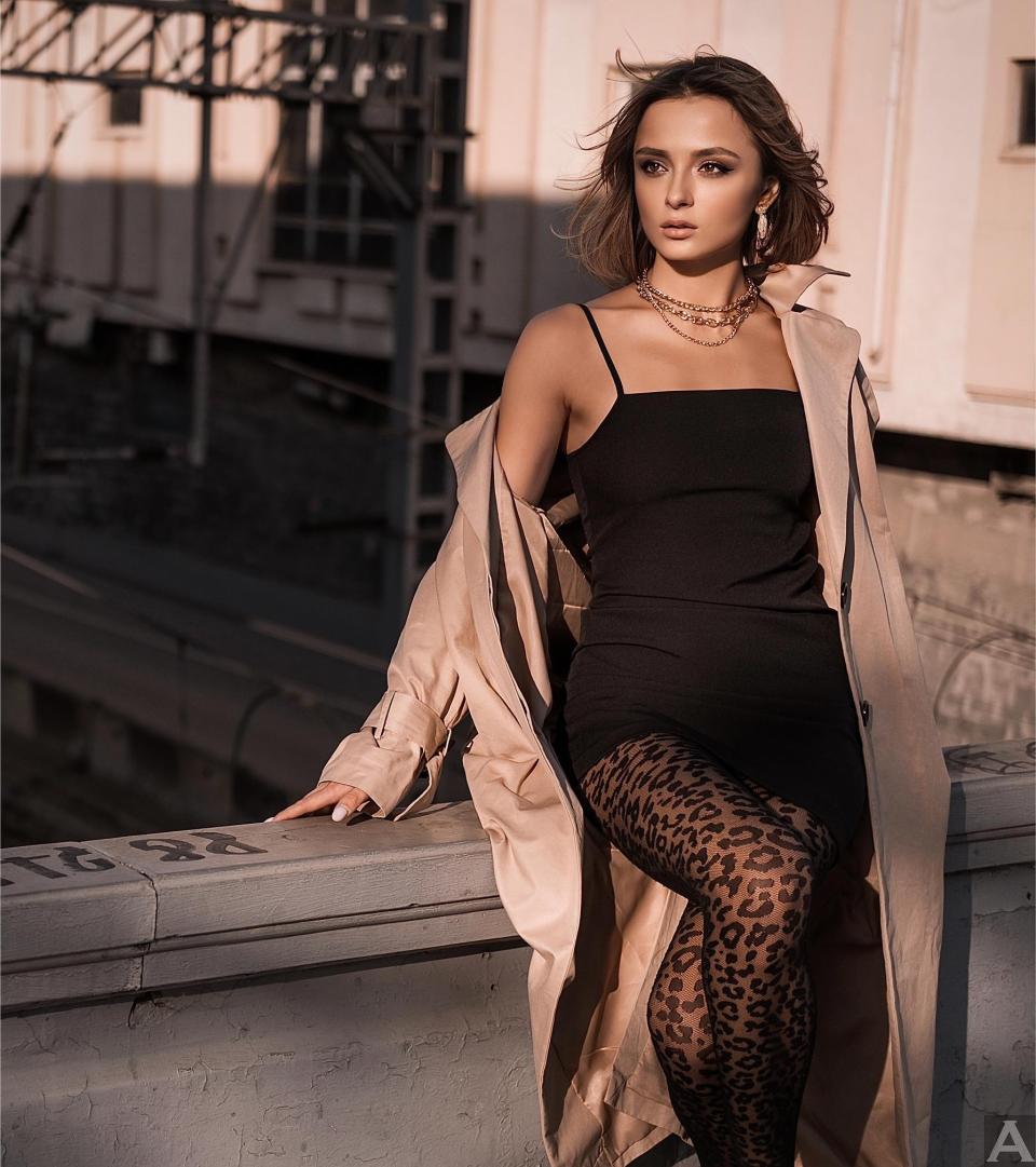 東京外国人モデル事務所アクアモデル所属の白人モデルのミラナ