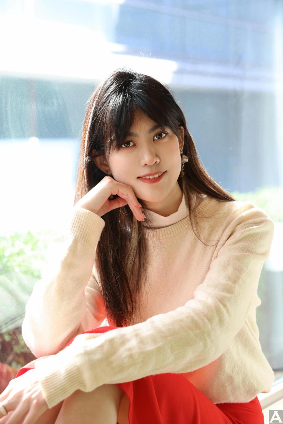 東京外国人モデル事務所アクアモデル所属のアジア人モデルのユエウェン