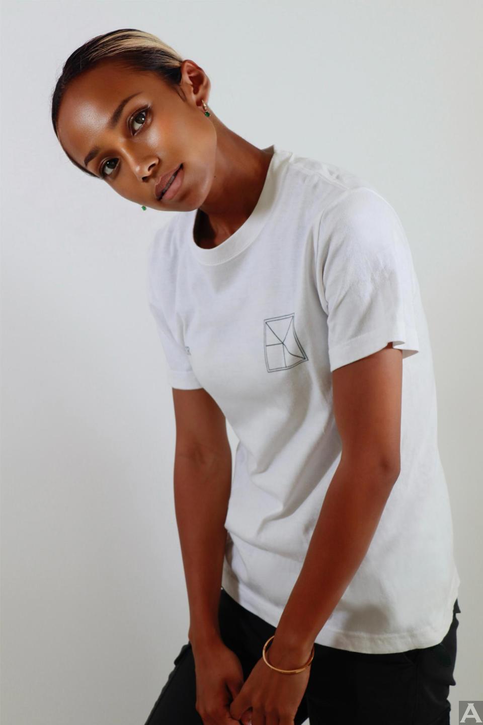 東京外国人モデル事務所アクアモデル所属のハーフモデルのアルマイラ