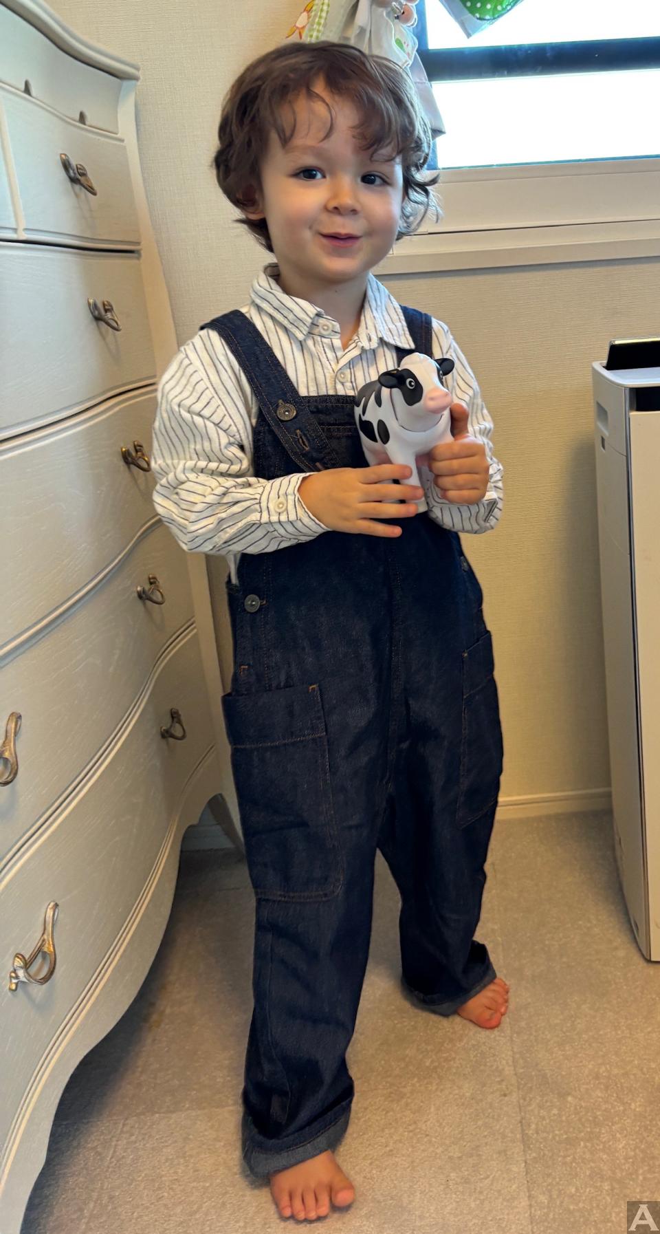 東京外国人モデル事務所アクアモデルのキッズモデルレオ