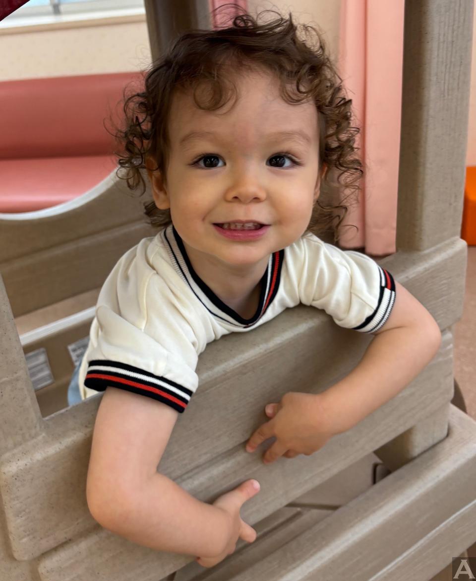 東京外国人モデル事務所アクアモデルのキッズモデルレオ