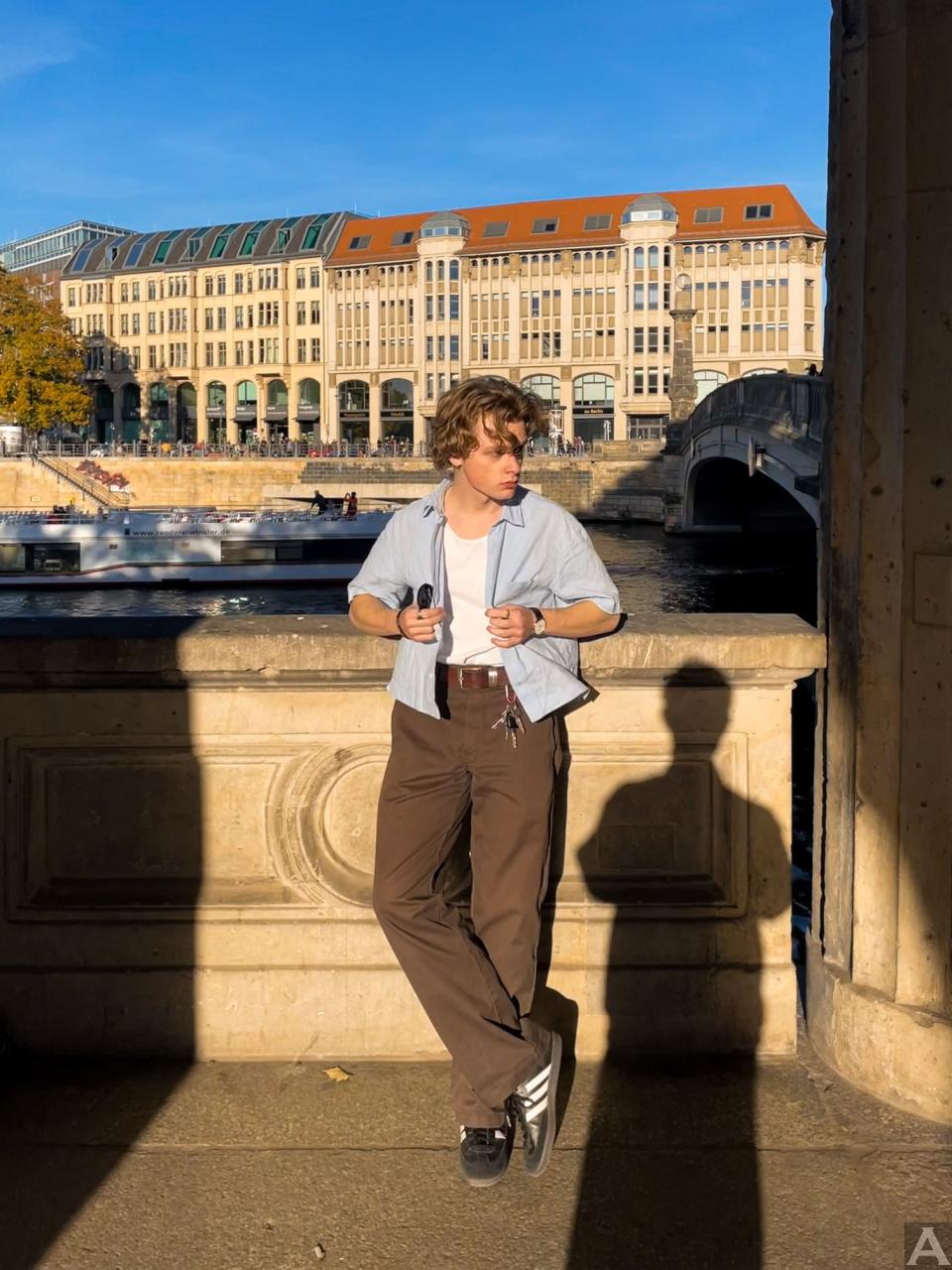 東京外国人モデル事務所アクアモデルの白人男性モデルベン