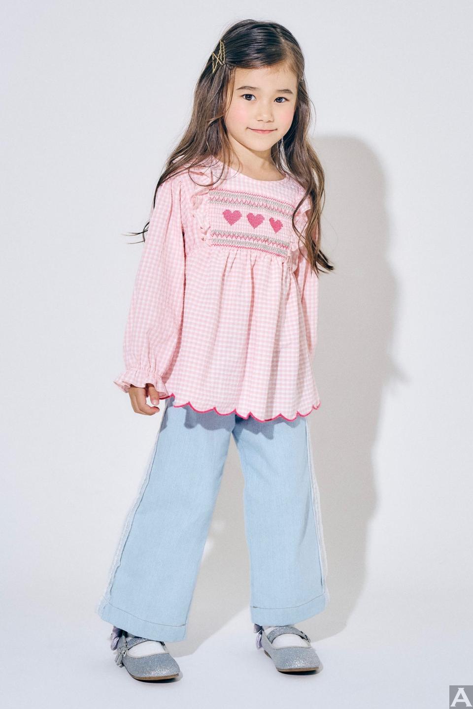 東京外国人モデル事務所アクアモデルのハーフキッズモデルエミリ