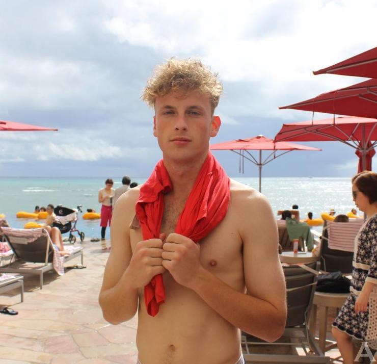 東京外国人モデル事務所アクアモデル所属の白人モデルのオリバー