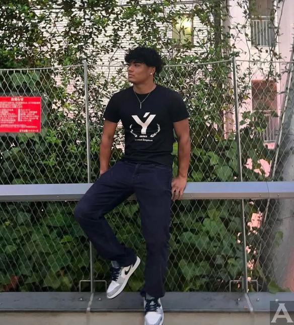 東京外国人モデル事務所アクアモデル所属のハーフモデルのクアン