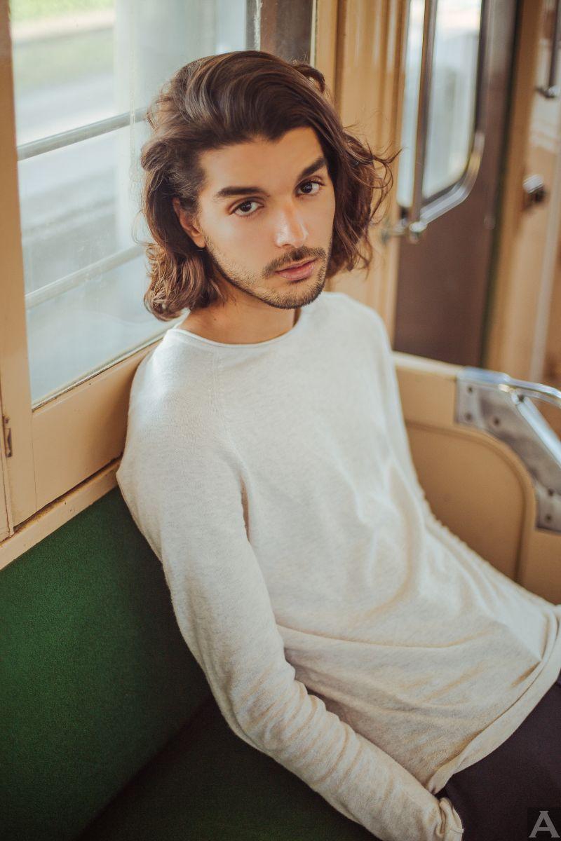 東京外国人モデル事務所アクアのモデルのワシム