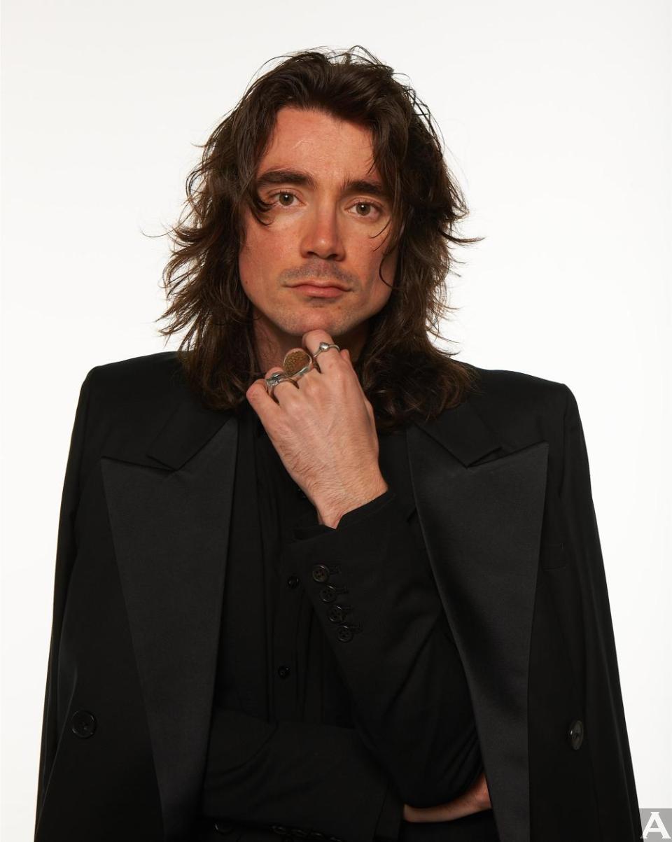 東京外国人モデル事務所アクアモデル所属の白人モデルのニコ