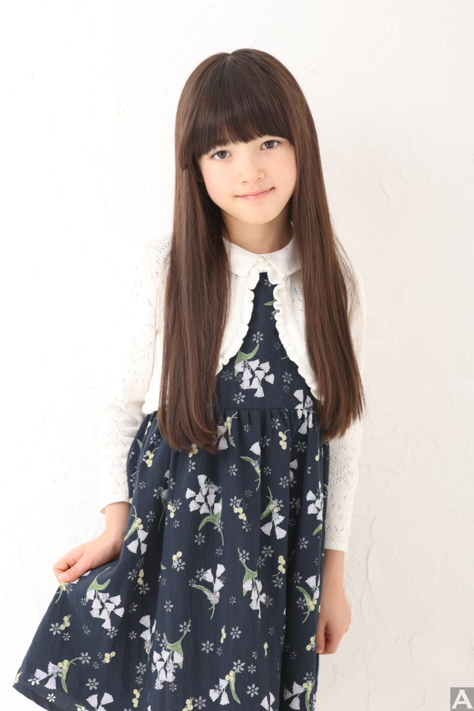 東京外国人モデル事務所アクアモデル所属のキッズモデルのエマ