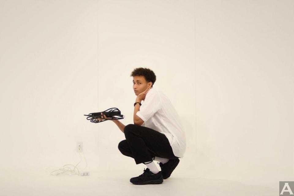 東京外国人モデル事務所アクアモデル所属のハーフモデルのアット