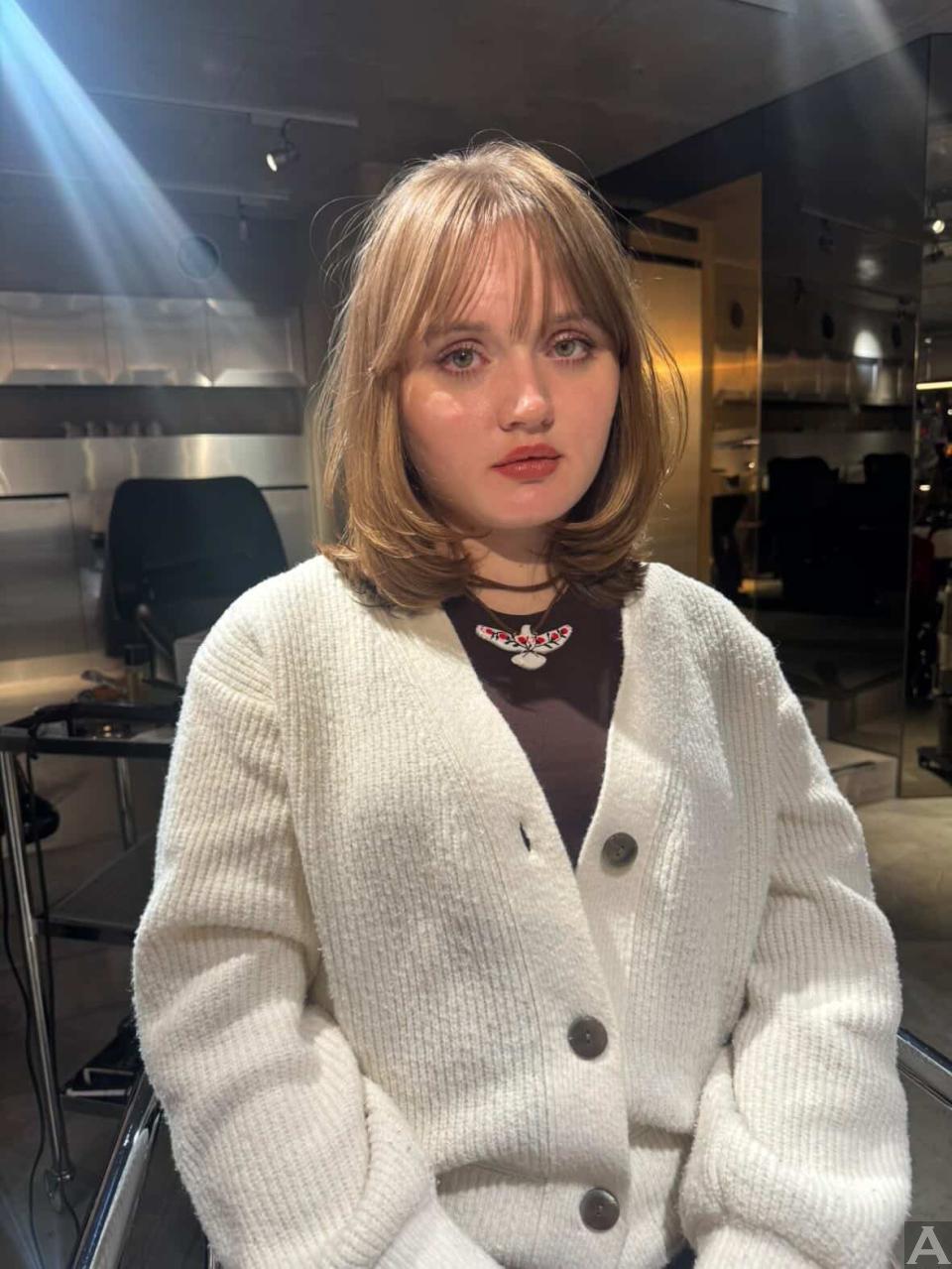 東京外国人モデル事務所アクアモデルの白人モデルのルナ