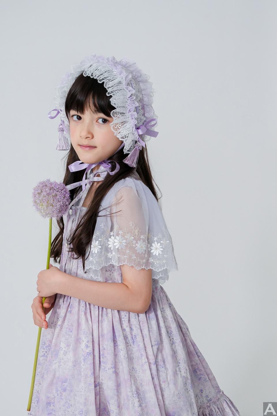 東京外国人モデル事務所アクアモデル所属のキッズモデルのエマ