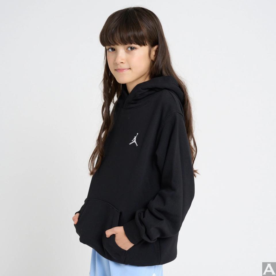 東京外国人モデル事務所アクアモデル所属のキッズモデルのエマ