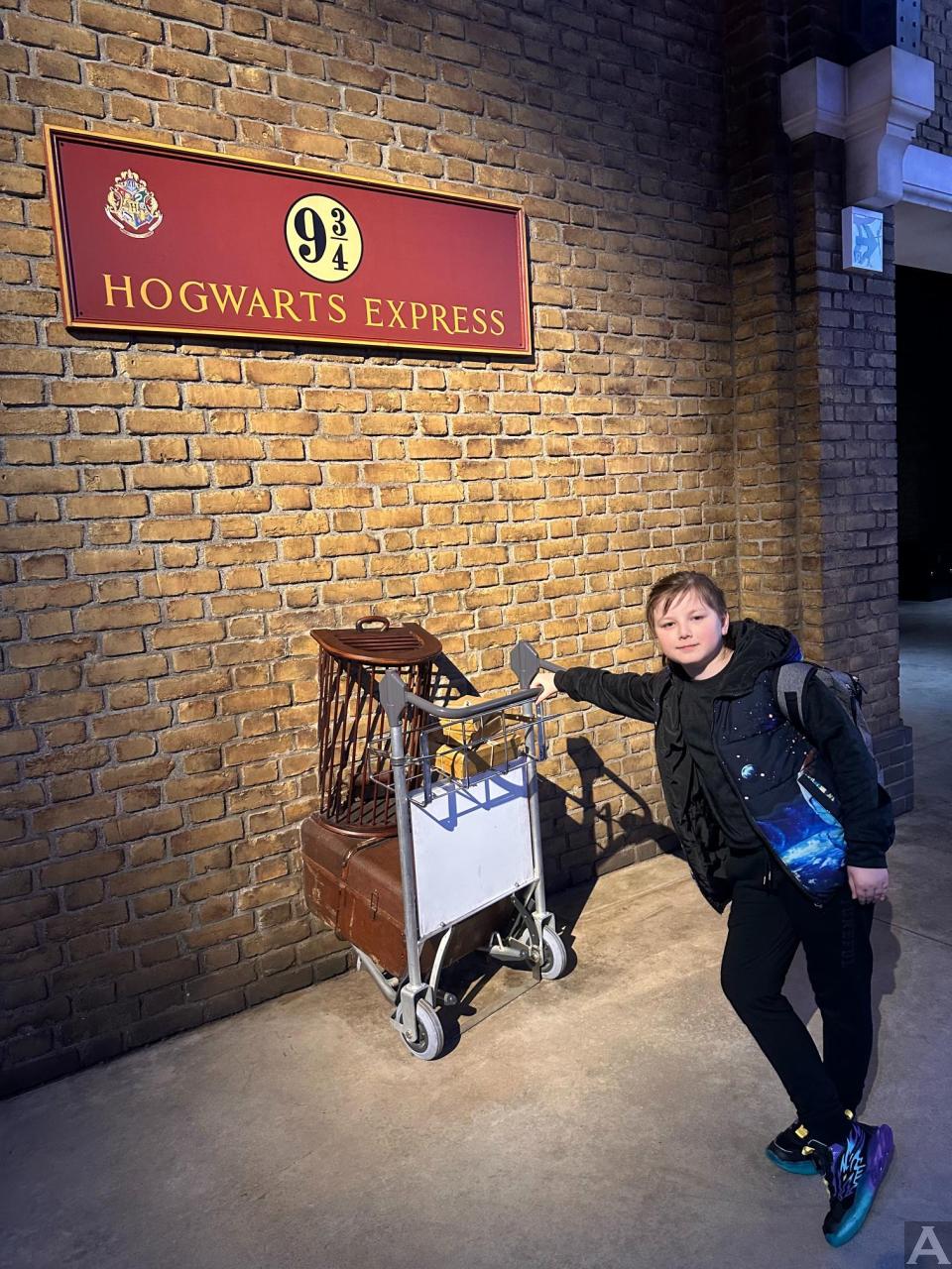 東京外国人モデル事務所アクアモデルのキッズモデルシエル