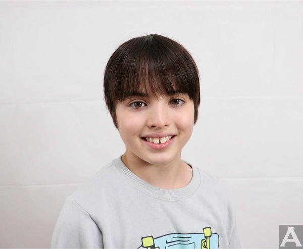 東京外国人モデル事務所アクアモデル所属のキッズモデルのトニー