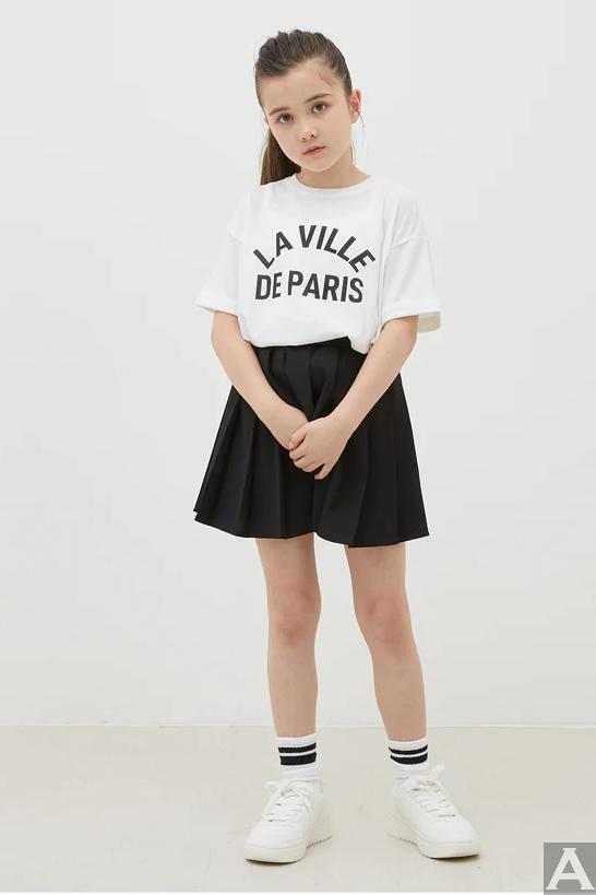 東京外国人モデル事務所アクアモデルのキッズモデルスノー