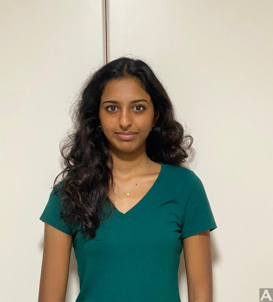 東京外国人モデルのアクアモデル所属のインド人モデルのシターラ