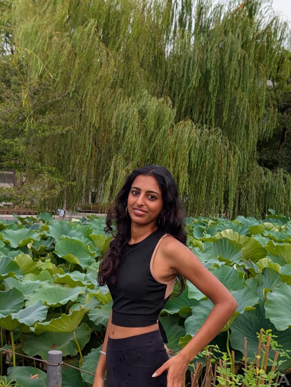 東京外国人モデルのアクアモデル所属のインド人モデルのシターラ