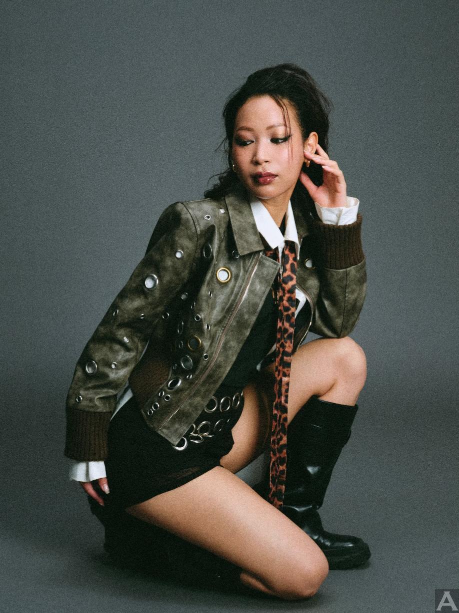 東京外国人モデル事務所アクアモデル所属のハーフモデルのリサ