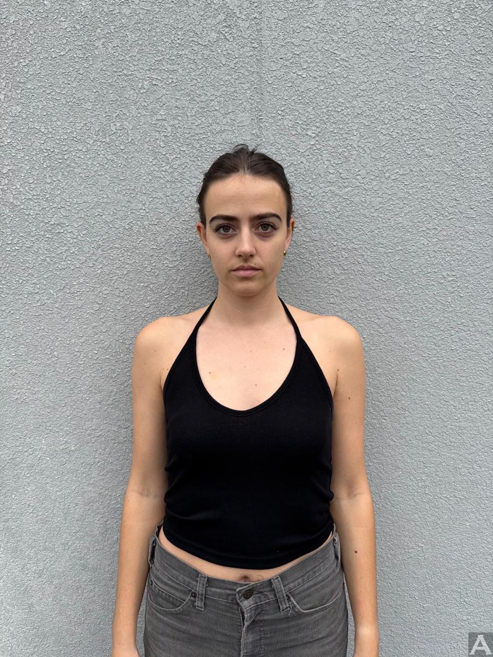 東京外国人モデル事務所アクアモデル所属の白人モデルのセシル