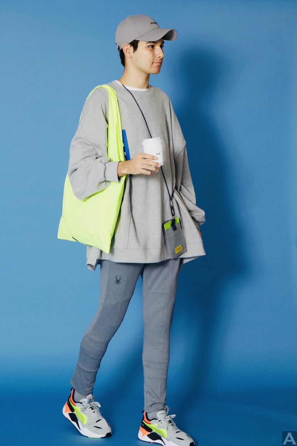 東京外国人モデル事務所アクアモデル所属のハーフモデルのビクター