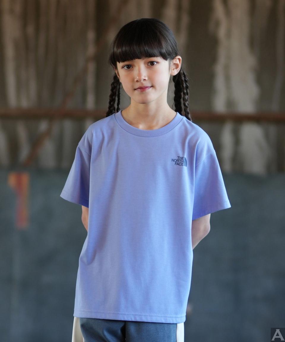 東京外国人モデル事務所アクアモデル所属のキッズモデルのエマ