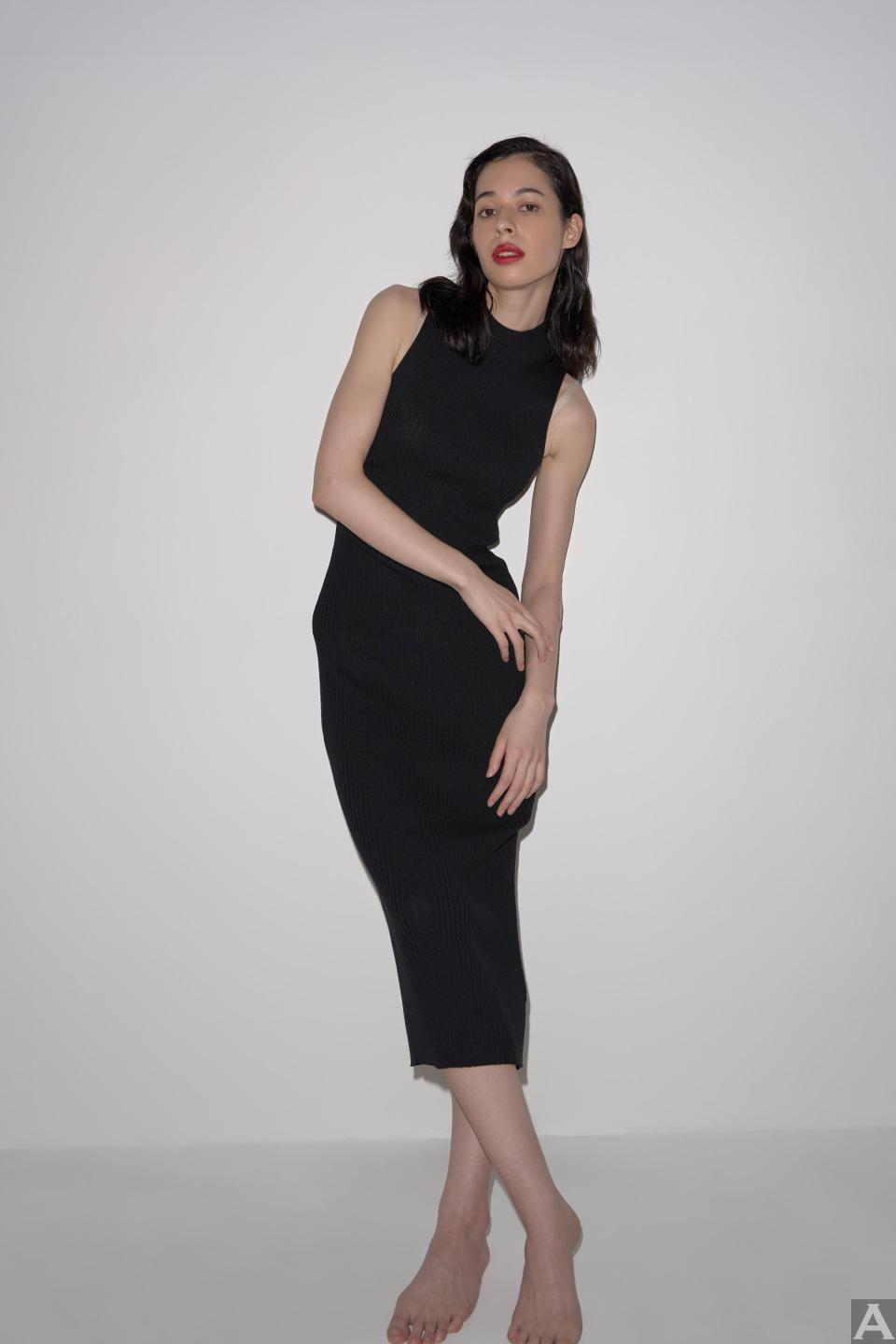 東京外国人モデル事務所アクアモデル所属のハーフモデルのアシャ