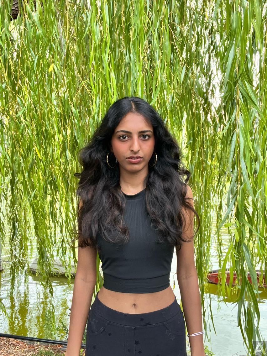 東京外国人モデルのアクアモデル所属のインド人モデルのシターラ