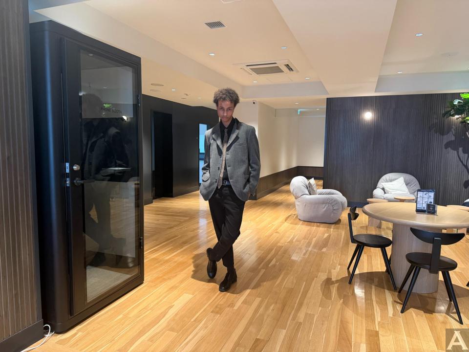 東京外国人モデル事務所アクアモデル所属のハーフモデルのアット