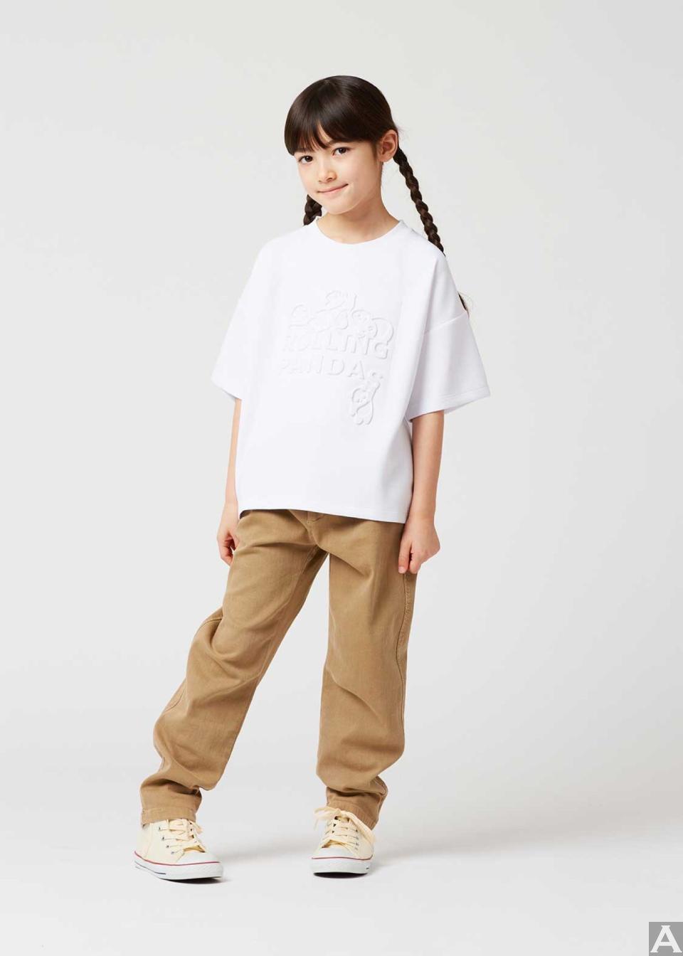 東京外国人モデル事務所アクアモデル所属のキッズモデルのエマ