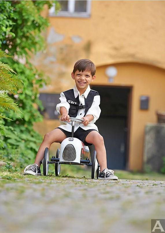 東京外国人モデル事務所のキッズモデルリアム