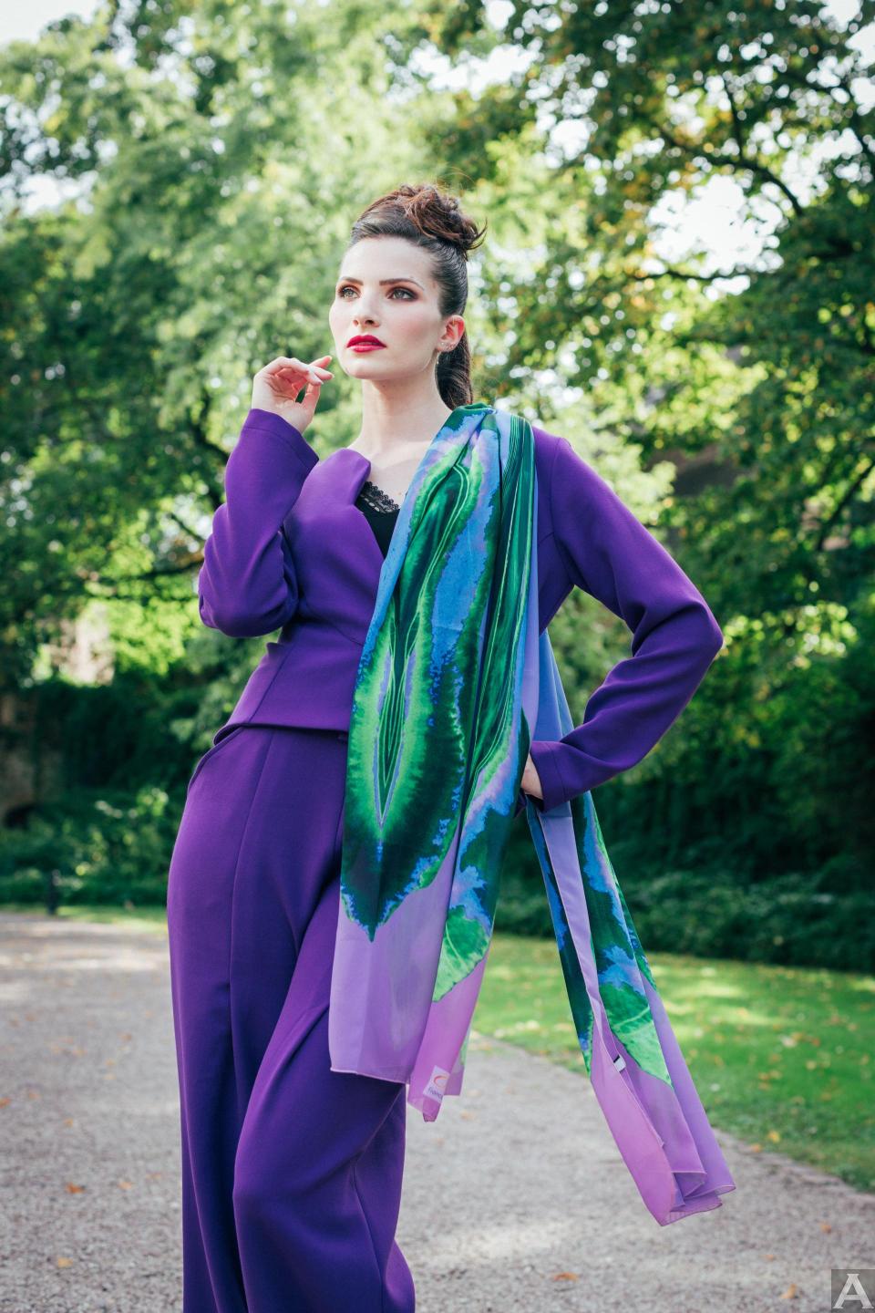 東京外国人モデル事務所アクアモデル所属の白人モデルのクララ