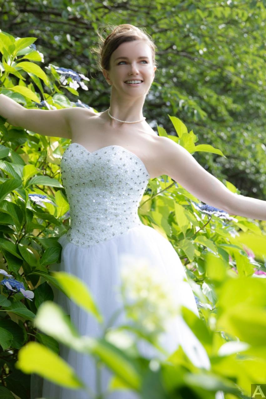 東京外国人モデル事務所アクアモデルの白人モデルラナ