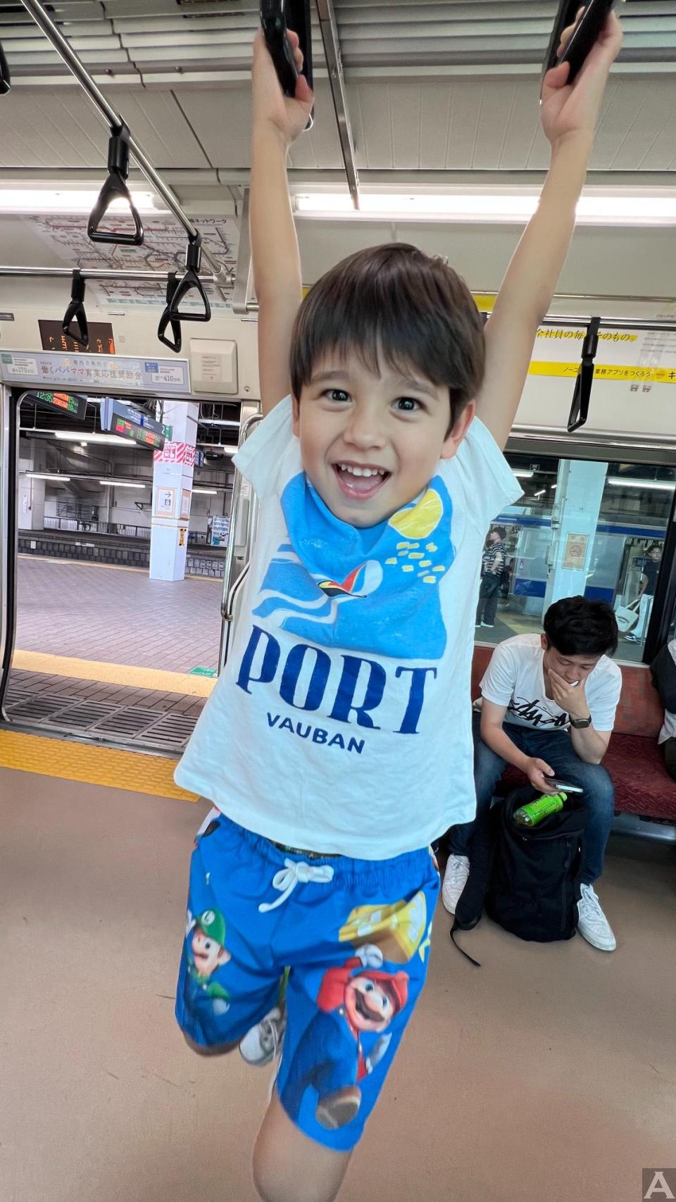 東京外国人モデル事務所アクアモデル所属のキッズモデルのノア