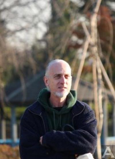 東京　外国人　モデル事務所　アクアモデル　白人　ファッション　シニアモデル　マイケル