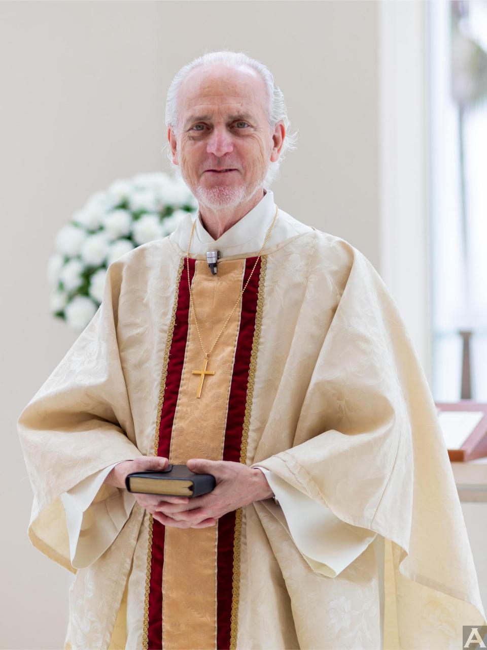 東京　外国人　モデル事務所　アクアモデル　白人　ファッション　シニアモデル　マイケル