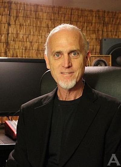 東京　外国人　モデル事務所　アクアモデル　白人　ファッション　シニアモデル　マイケル