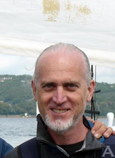 東京　外国人　モデル事務所　アクアモデル　白人　ファッション　シニアモデル　マイケル